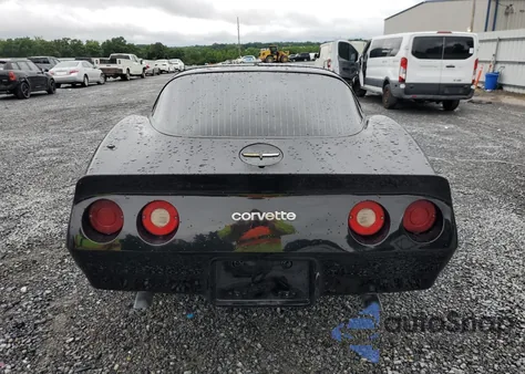 1981 Chevrolet Corvette из США, поврежденный, VIN 1G1AY8763BS401984